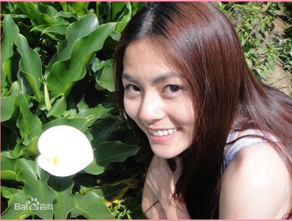 任容萱(Kirsten)踏青壁纸壁纸