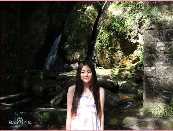 任容萱(Kirsten)踏青壁纸壁纸