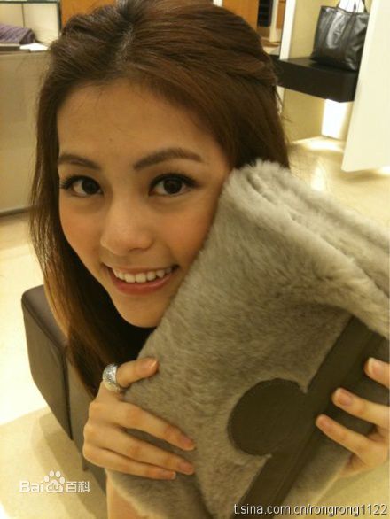 任容萱(Kirsten)微博贴图生活照相册
