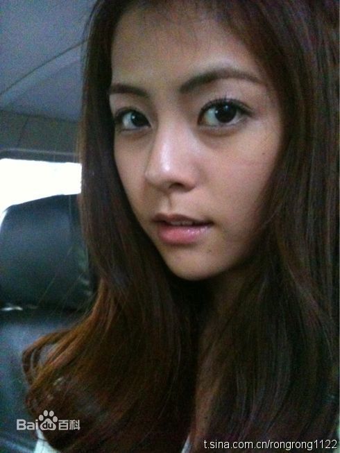 任容萱(Kirsten)微博贴图生活照相册