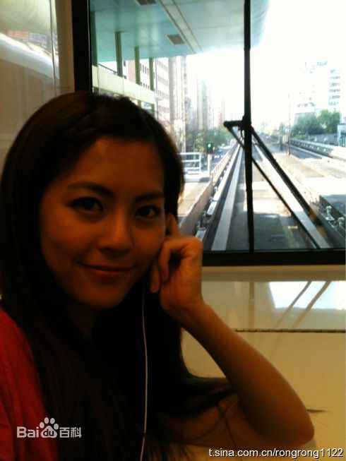 任容萱(Kirsten)微博贴图生活照相册