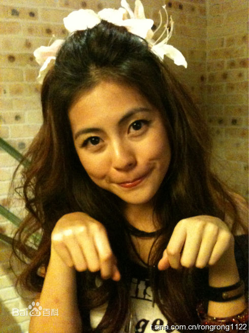 任容萱(Kirsten)微博贴图生活照相册