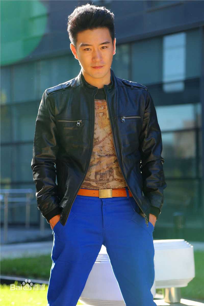 樊昊仑生活照图片图册