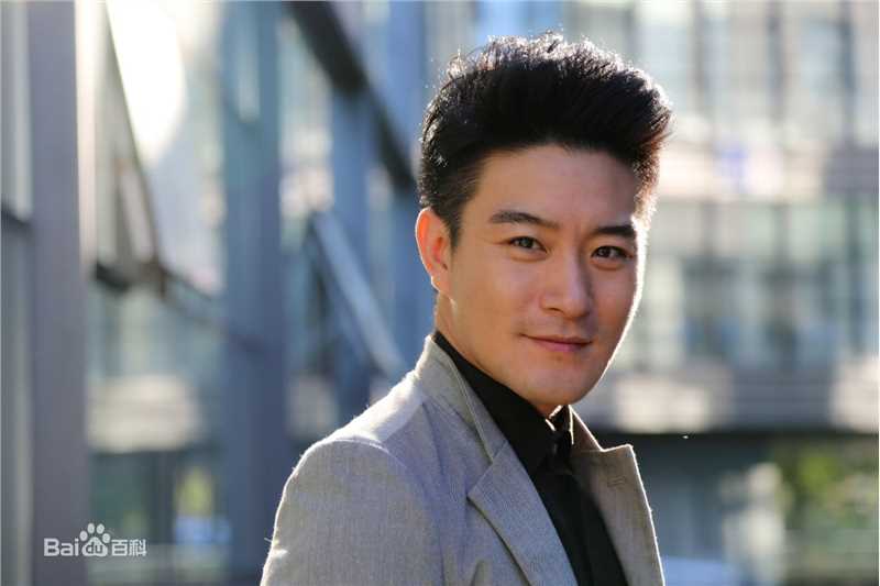 樊昊仑生活照图片图册