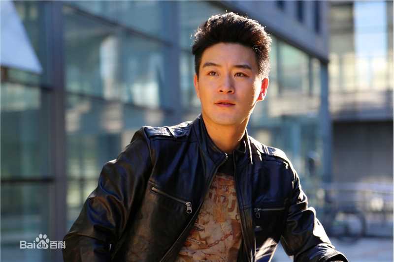 樊昊仑生活照图片图册