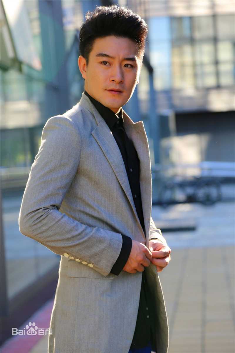 樊昊仑生活照图片图册