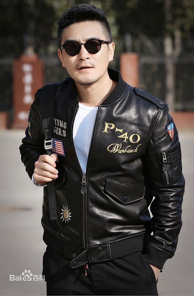 樊昊仑街拍图片图册