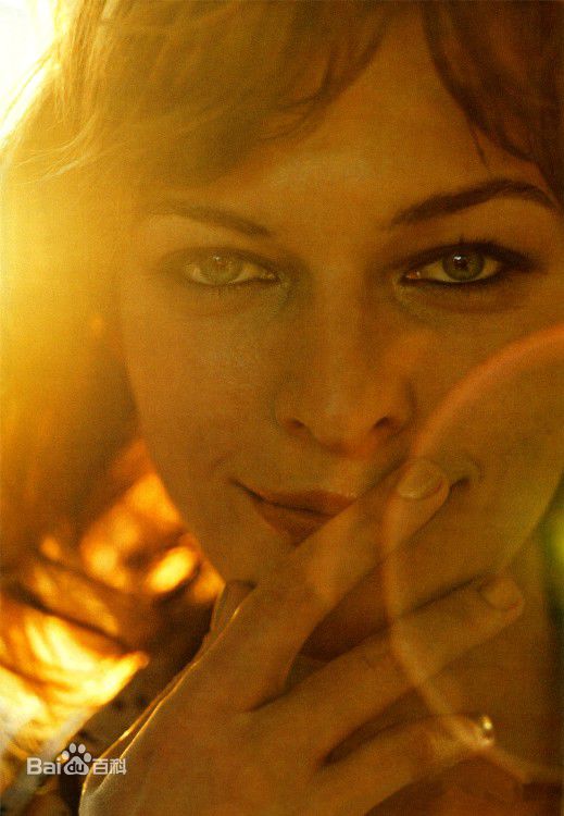 米拉·乔沃维奇(Milla Jovovich)高清图集