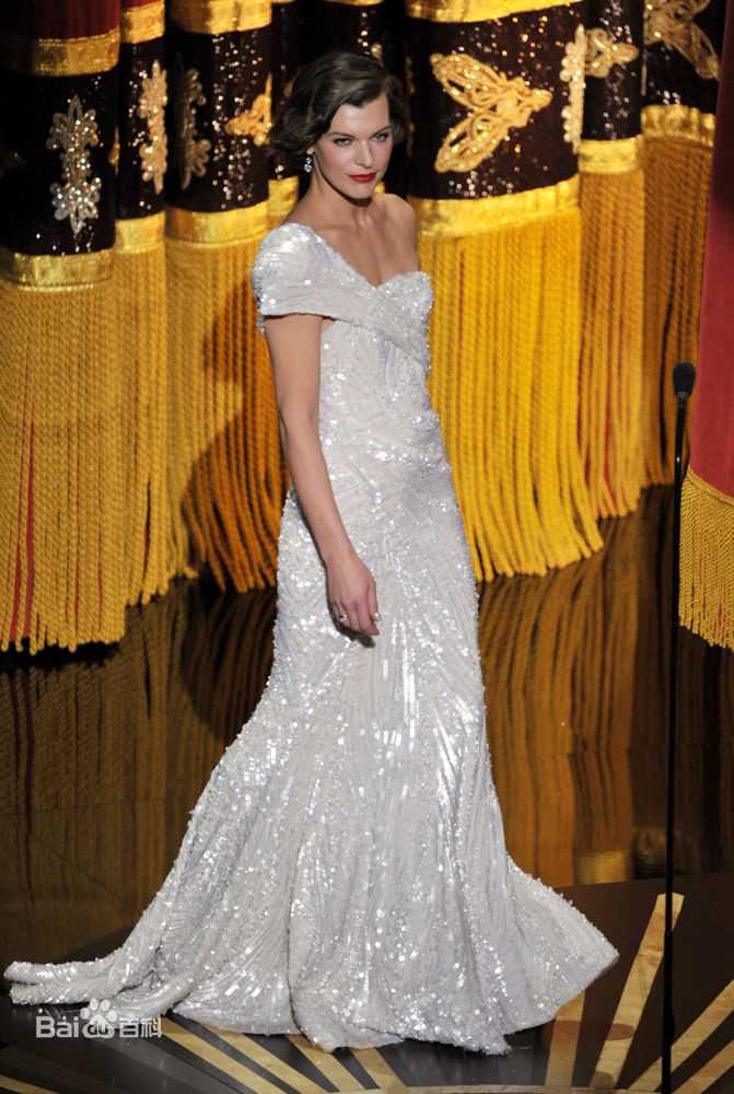 最新米拉·乔沃维奇(Milla Jovovich)精彩图册1