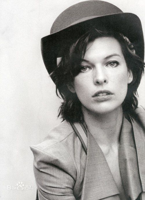 最新米拉·乔沃维奇(Milla Jovovich)精彩图册1