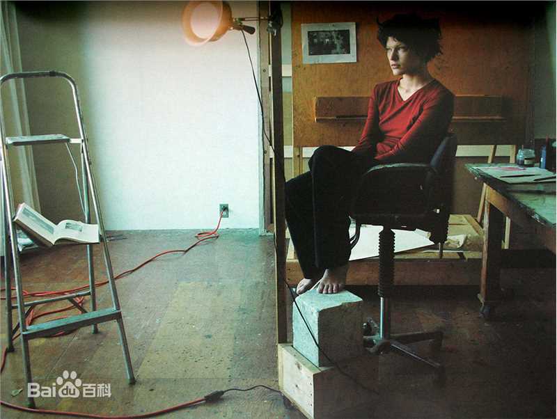 最新米拉·乔沃维奇(Milla Jovovich)精彩图册1