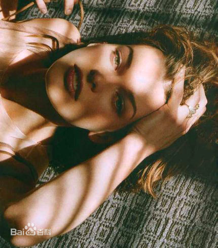 米拉·乔沃维奇(Milla Jovovich)精彩图册1