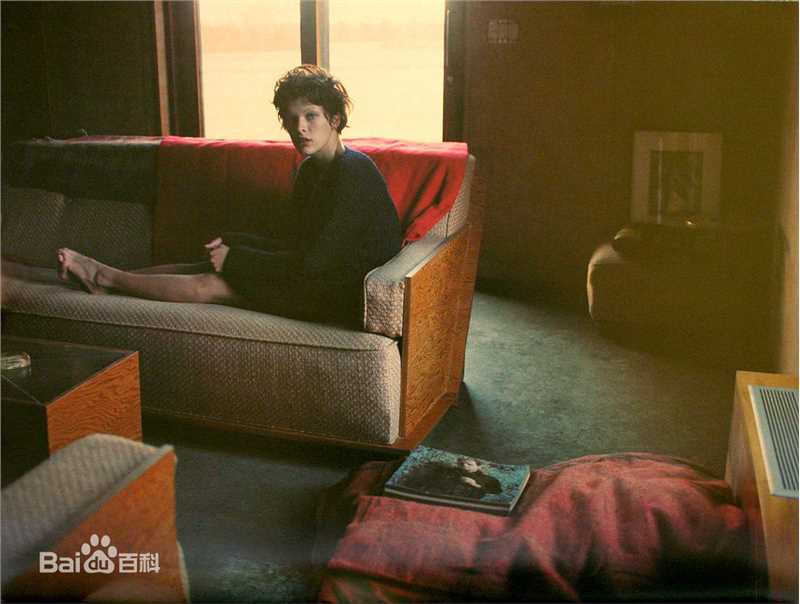 米拉·乔沃维奇(Milla Jovovich)精彩图册1