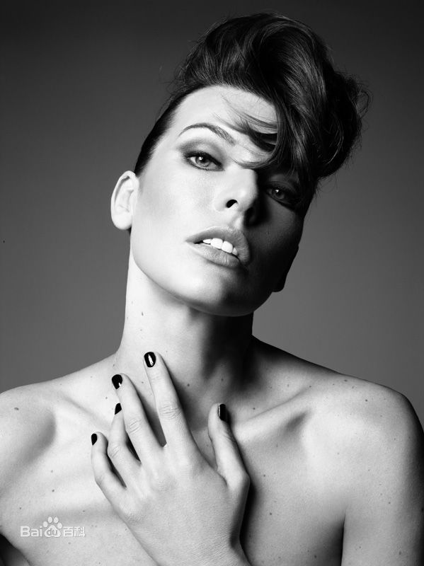 最新米拉·乔沃维奇(Milla Jovovich)精彩图册1