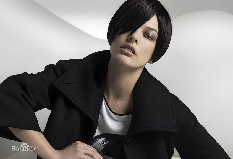 米拉·乔沃维奇(Milla Jovovich)精彩图册2