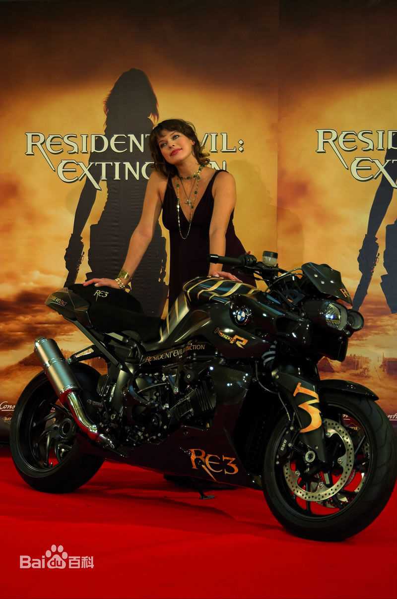 米拉·乔沃维奇(Milla Jovovich)精彩图册2