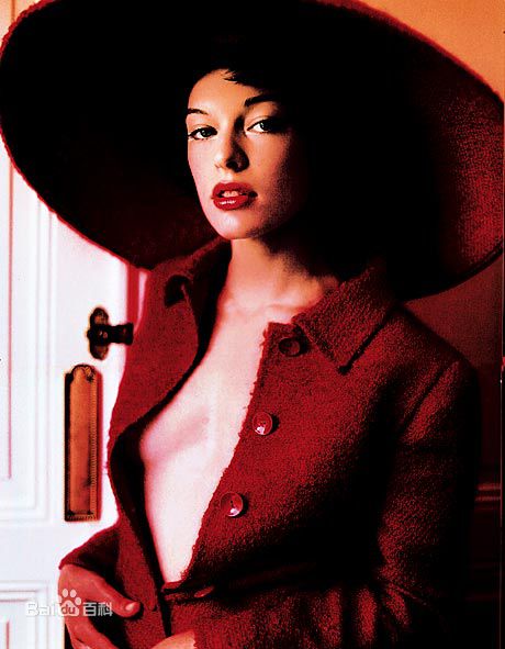 米拉·乔沃维奇(Milla Jovovich)精彩图册2