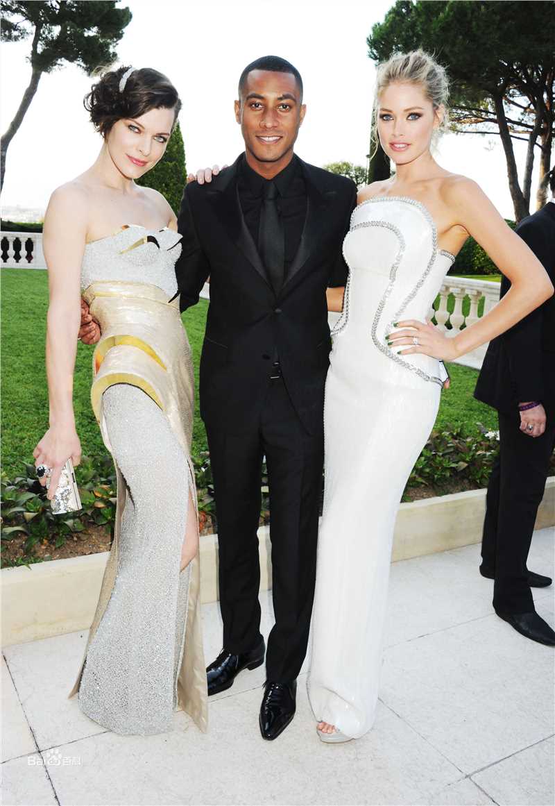 米拉·乔沃维奇(Milla Jovovich)精彩图册2