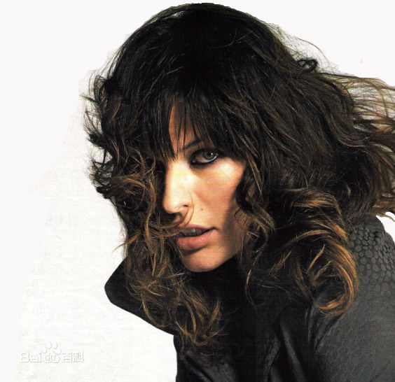 高清米拉·乔沃维奇(Milla Jovovich)精彩图册1