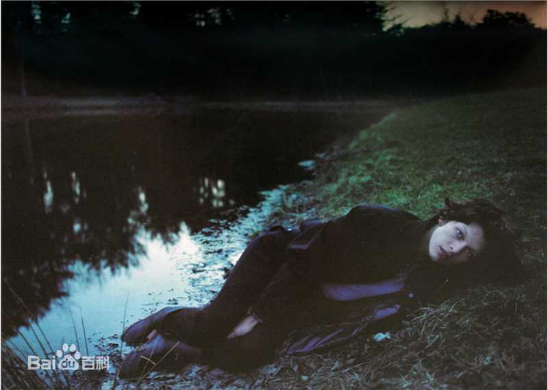 米拉·乔沃维奇(Milla Jovovich)精彩图册1