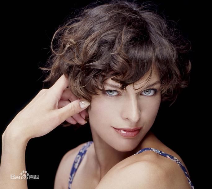 米拉·乔沃维奇(Milla Jovovich)精彩图册1