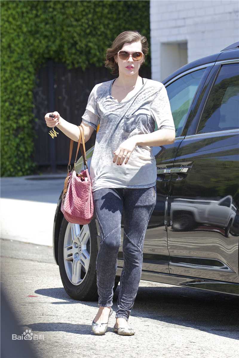 米拉·乔沃维奇(Milla Jovovich)精彩图册1