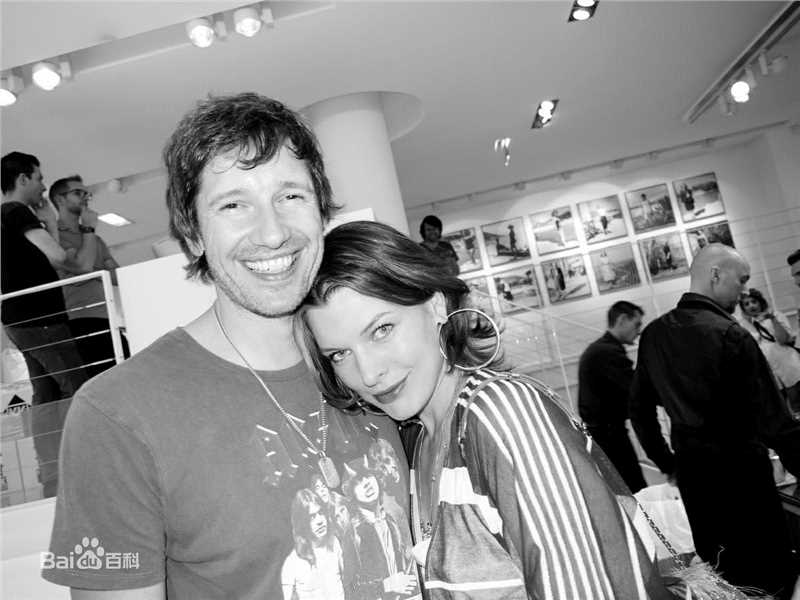 最优质米拉·乔沃维奇(Milla Jovovich)精彩图册1