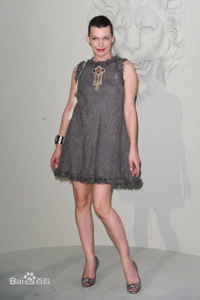 最优质米拉·乔沃维奇(Milla Jovovich)精彩图册1