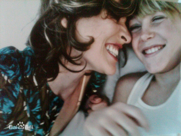 最优质米拉·乔沃维奇(Milla Jovovich)精彩图册1