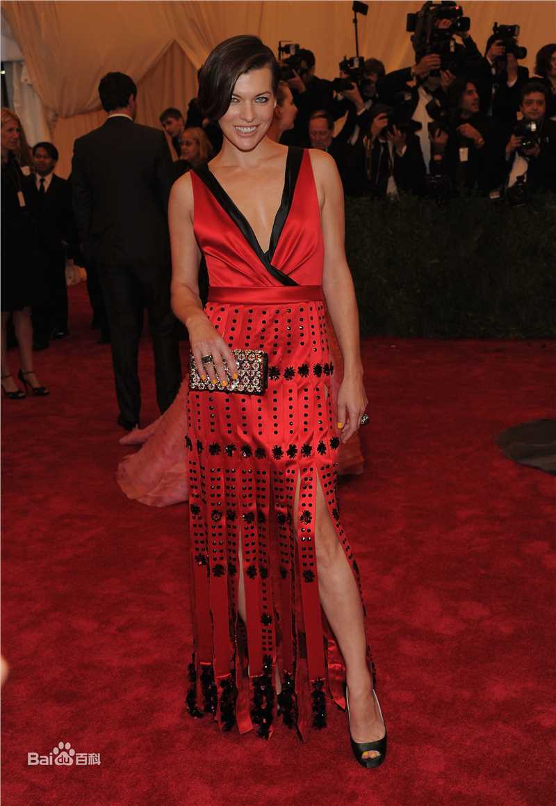 精选米拉·乔沃维奇(Milla Jovovich)精彩图册2