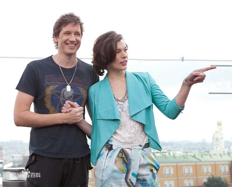 精选米拉·乔沃维奇(Milla Jovovich)精彩图册2