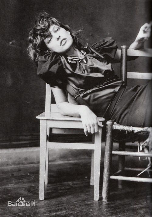 最全米拉·乔沃维奇(Milla Jovovich)精彩图册1