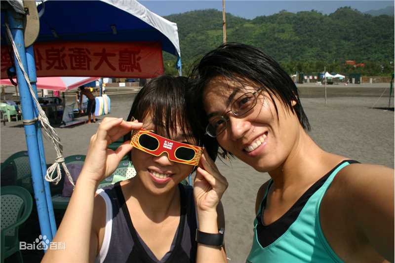 周美玲(Zero·Chou)的导演生涯前后照片