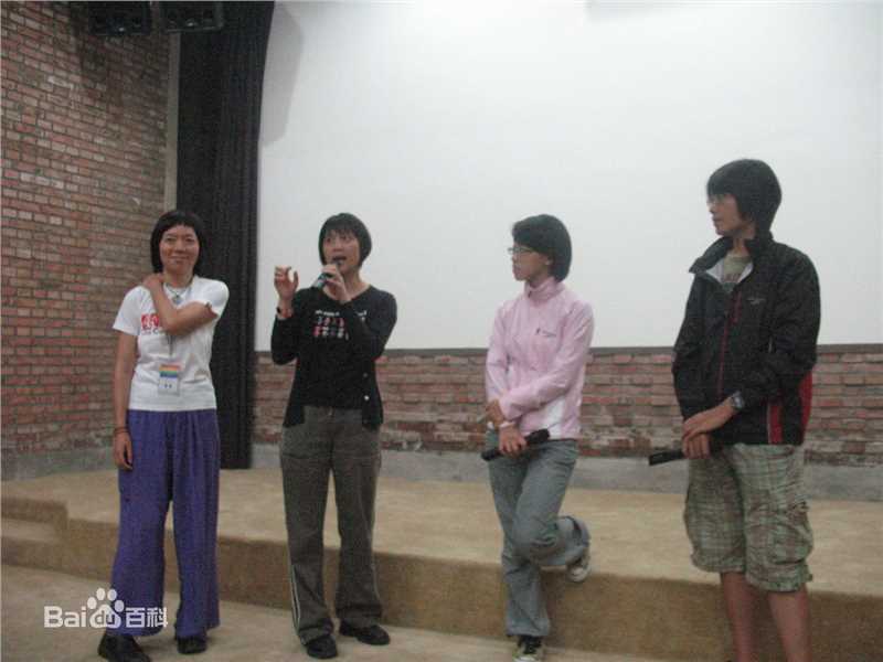 周美玲(Zero·Chou)的导演生涯前后照片