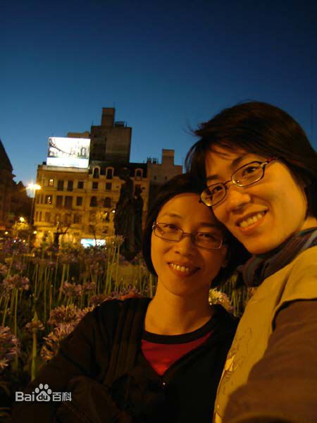 周美玲(Zero·Chou)的导演生涯前后照片