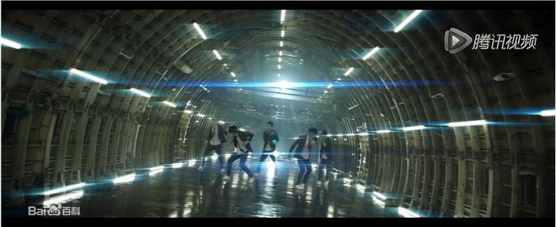 高博在MV《孤单告急》中的