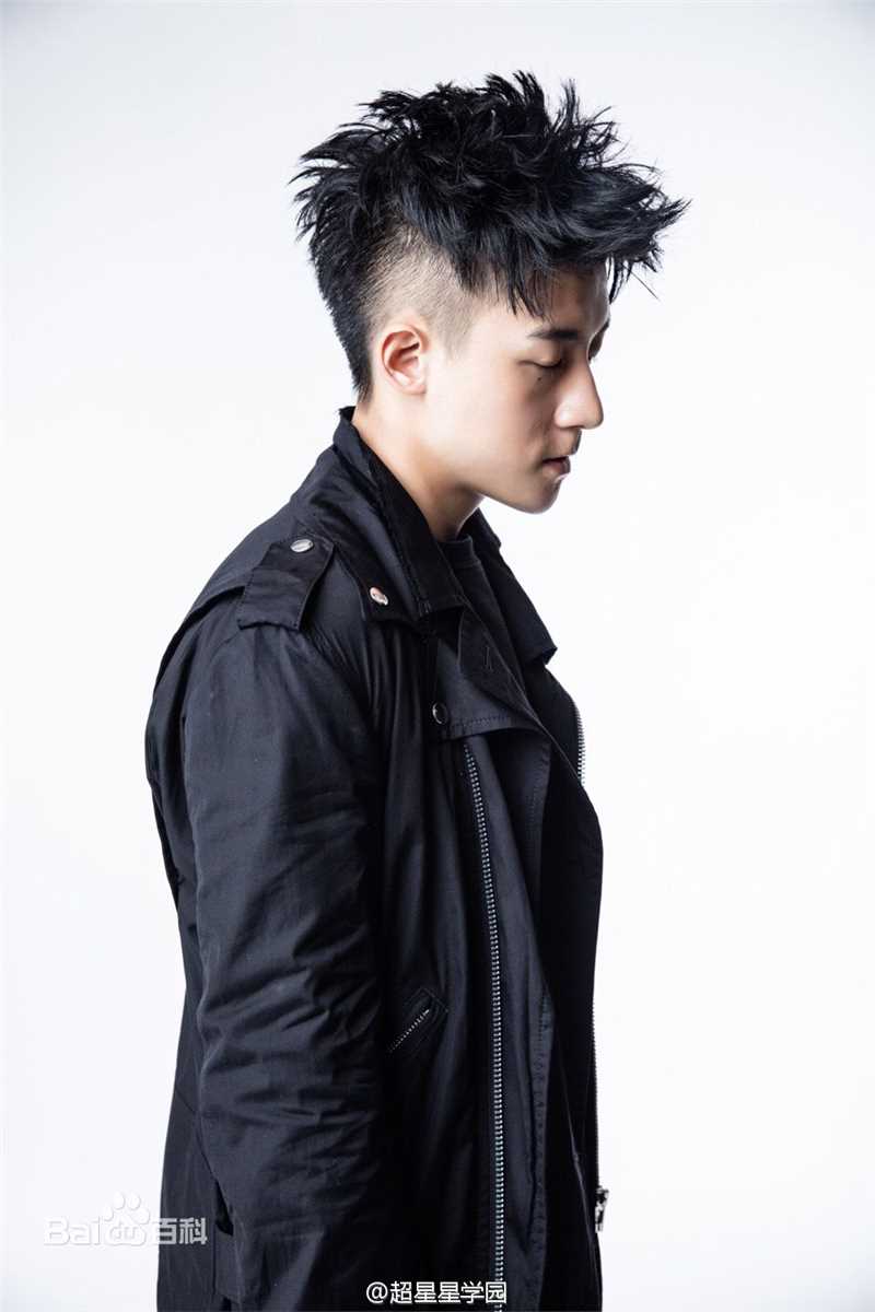 精选谷嘉诚(Jason Koo)在《超星星学园》苏格拉底中的图册