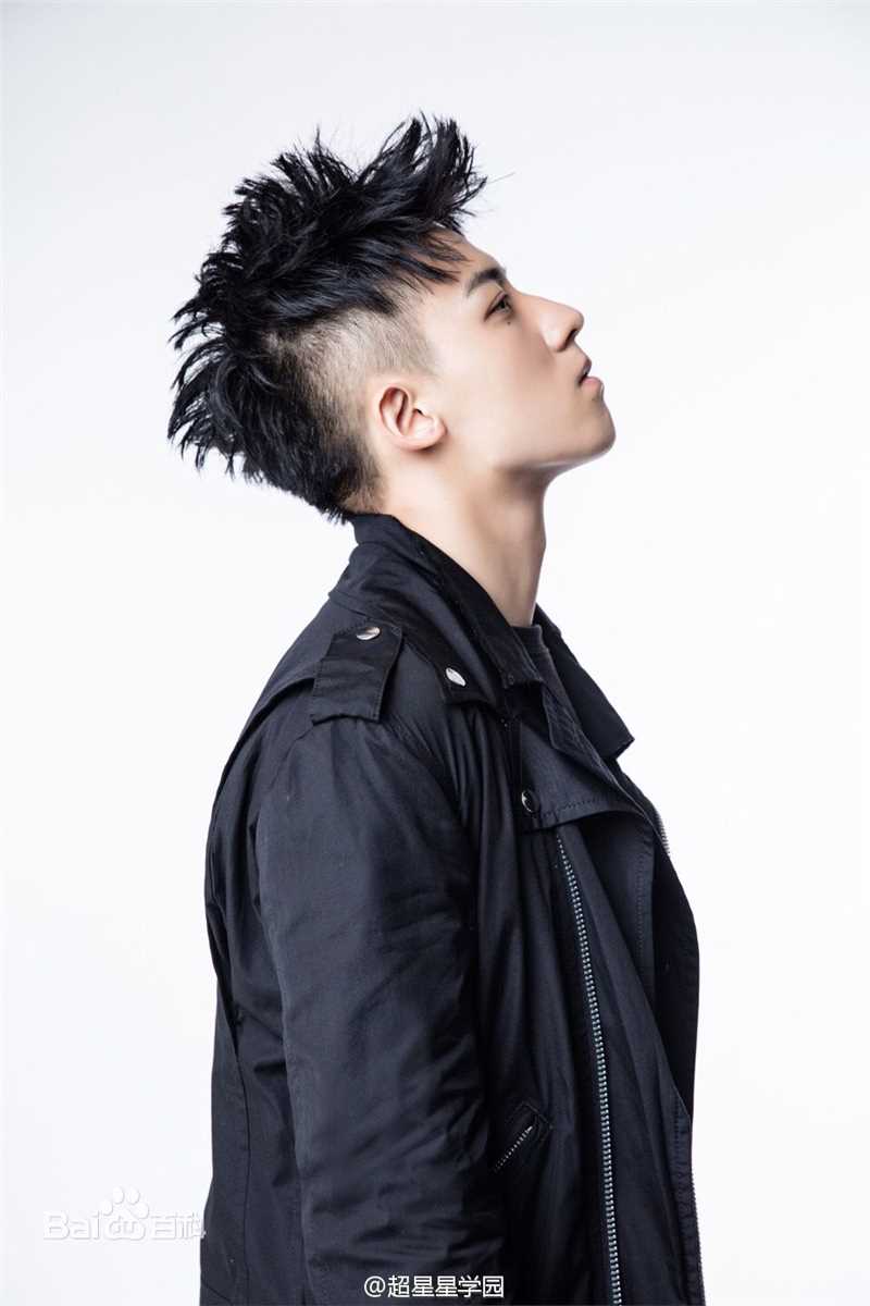 精选谷嘉诚(Jason Koo)在《超星星学园》苏格拉底中的图册