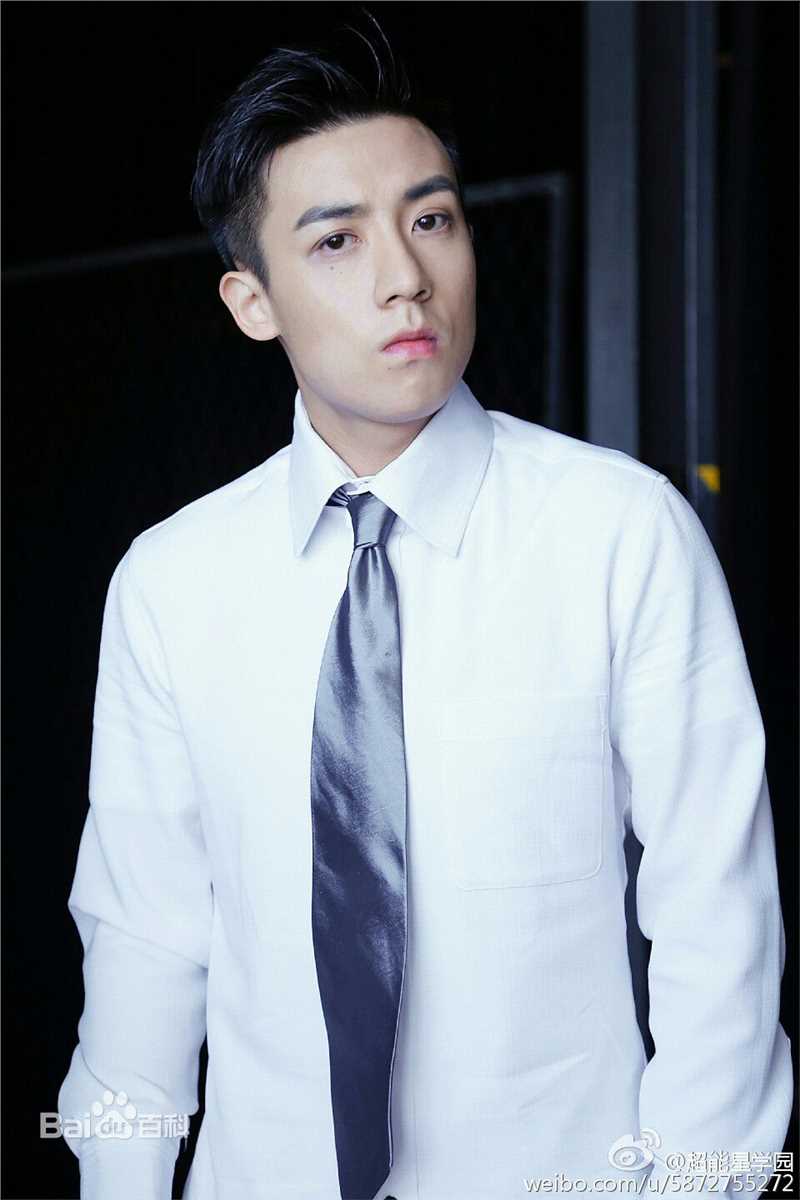 精选谷嘉诚(Jason Koo)在《超星星学园》苏格拉底中的图册