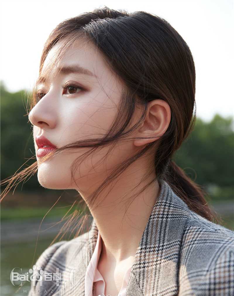 赵露思小资Chicteen前后照片