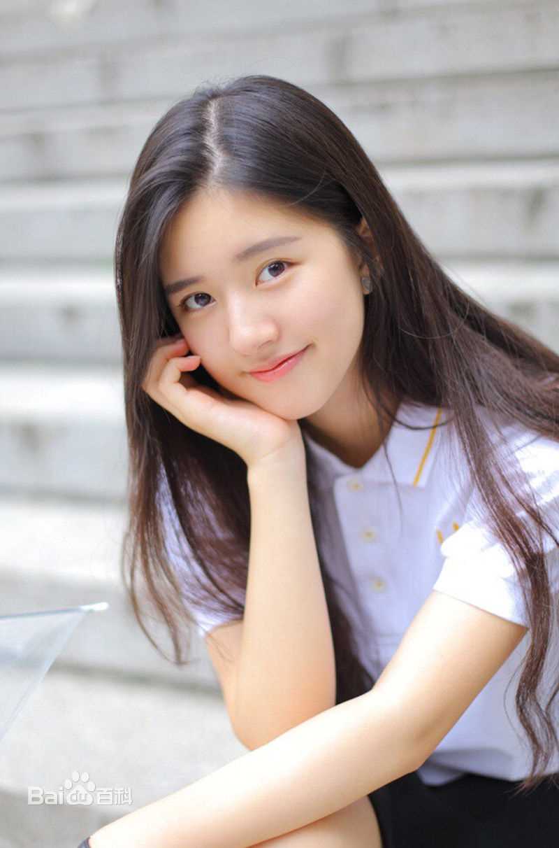 赵露思概述图册图册