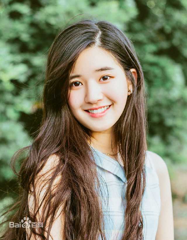 赵露思概述图册图册