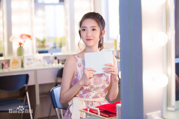 最新王玉雯在《夏至未至》李嫣然中的壁纸