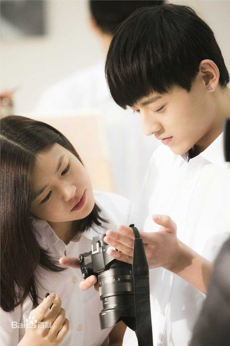 高清白澍在微电影《十八岁》中的图集