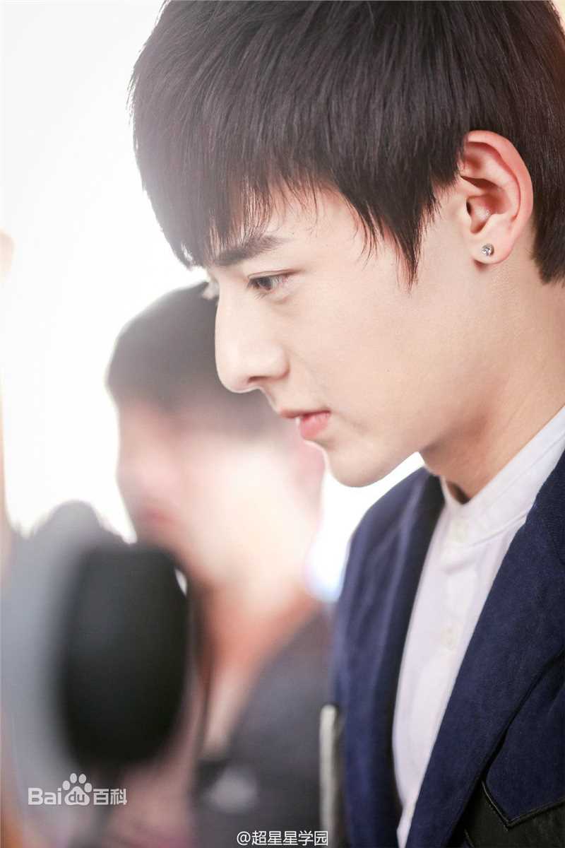 最优质白澍在《超星星学园》万适存中的相册