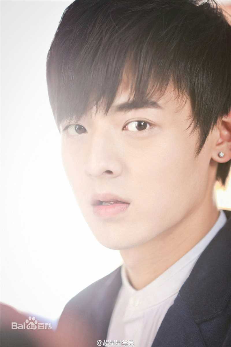 最优质白澍在《超星星学园》万适存中的相册