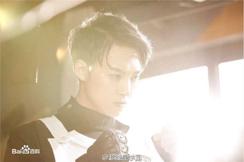 伍嘉成影视最全剧照