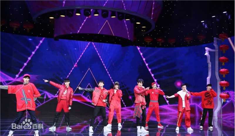 伍嘉成2018春晚倒计时壁纸壁纸