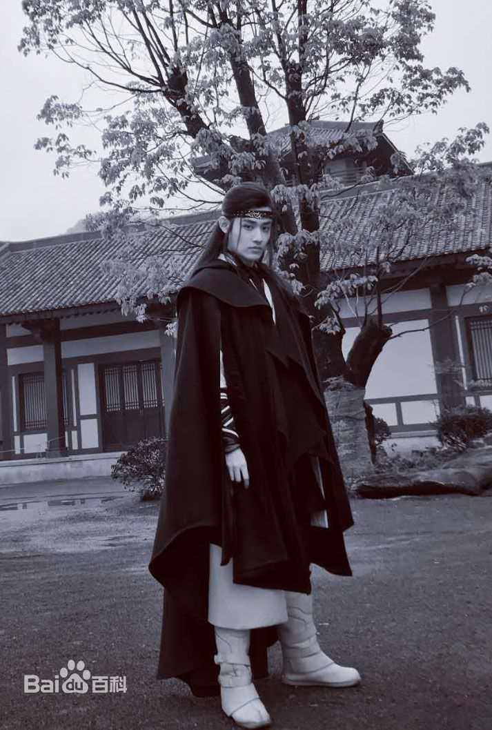 最优质彭楚粤在《斗破苍穹》饰演韩闲中的相册