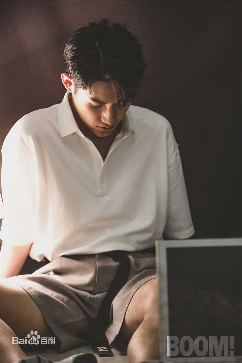 彭楚粤BOOM街拍图册